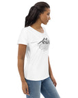 Women's fitted eco tee - Mountain Cityscape